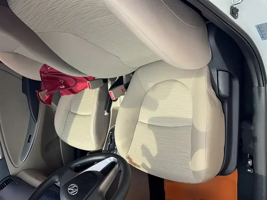 Hyundai Rena