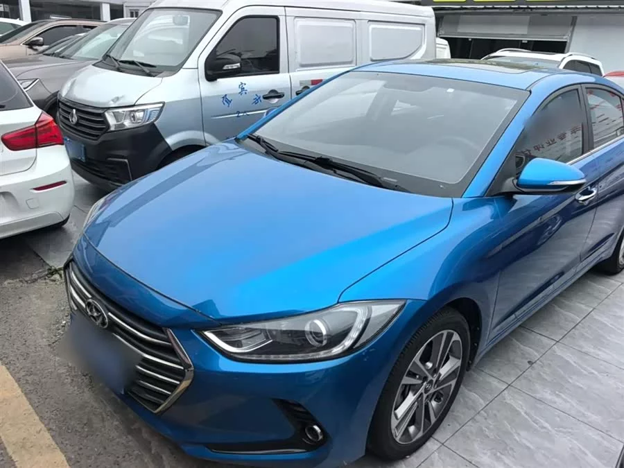 Hyundai elantra