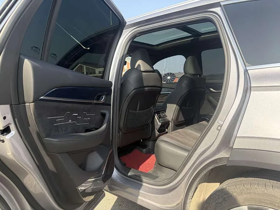 Geely Xingyue L