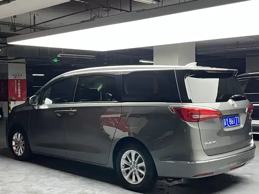 Buick GL8