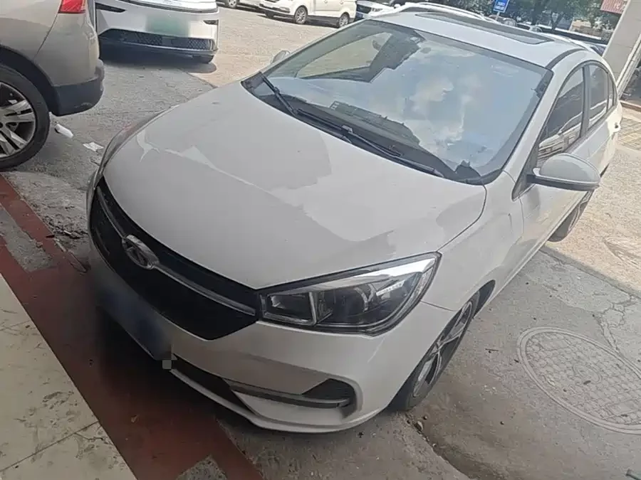 Chery Arrizo 5