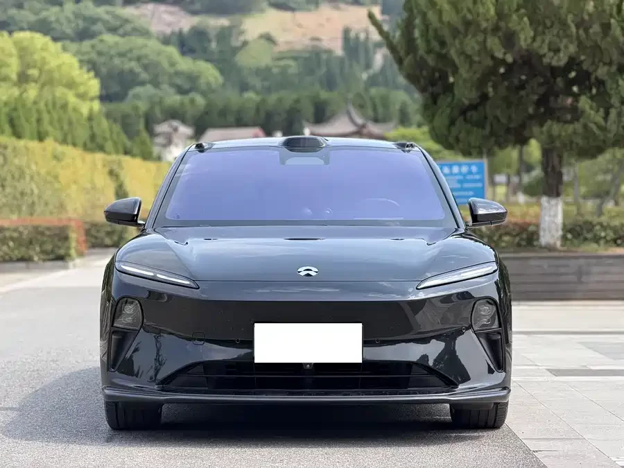 NIO ET5T