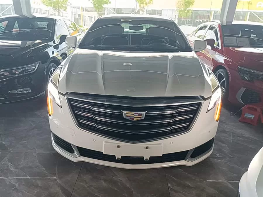 Cadillac XTS