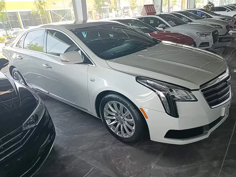 Cadillac XTS