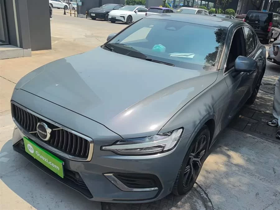 Volvo S60
