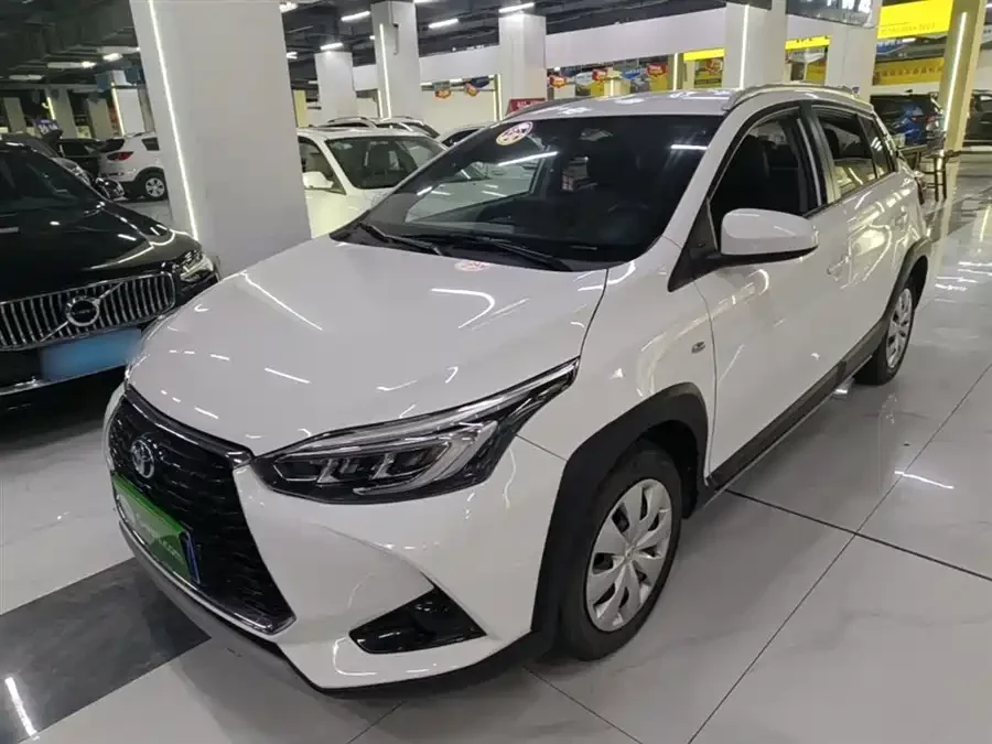 Toyota YARiS L