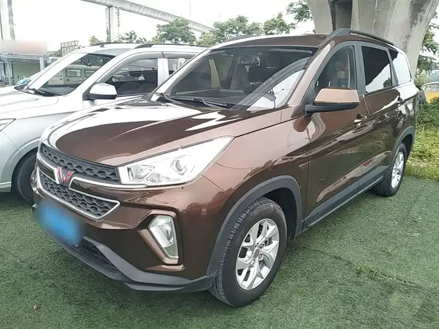 Wuling Hongguang S3