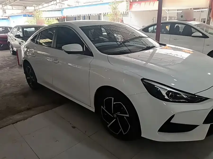 MG 5