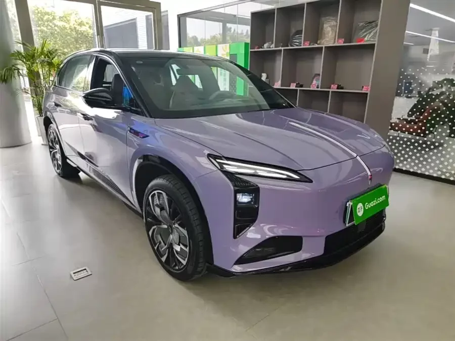 Hongqi Tiangong 08