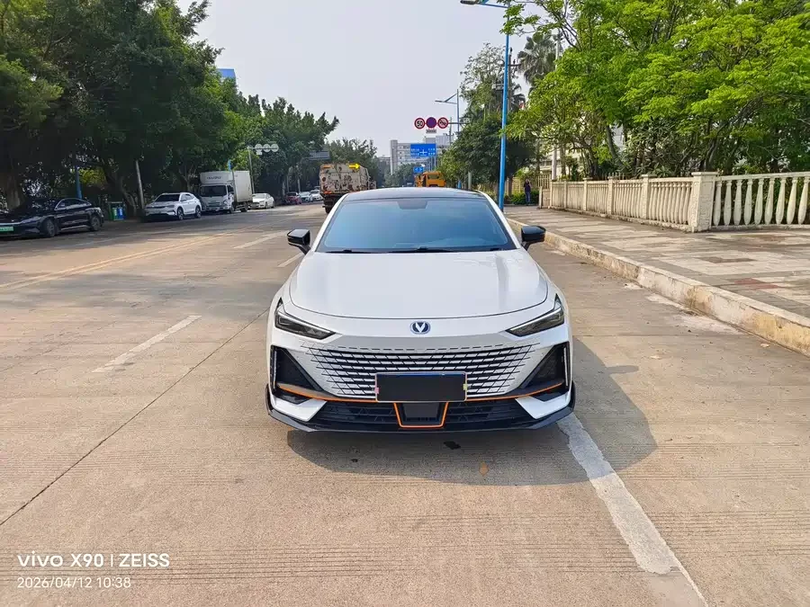 Changan UNI-V