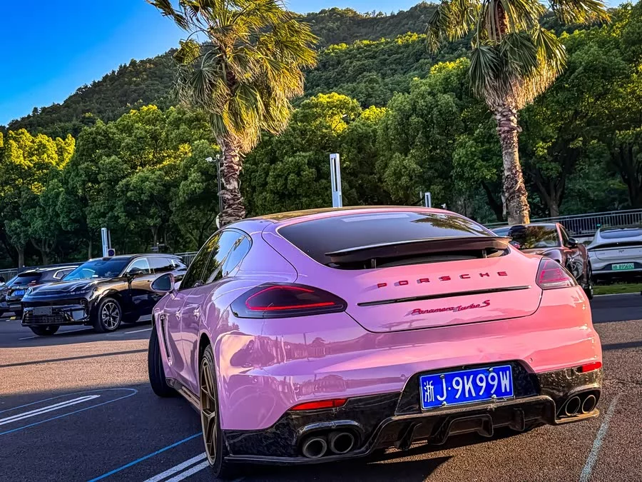 Porsche Panamera