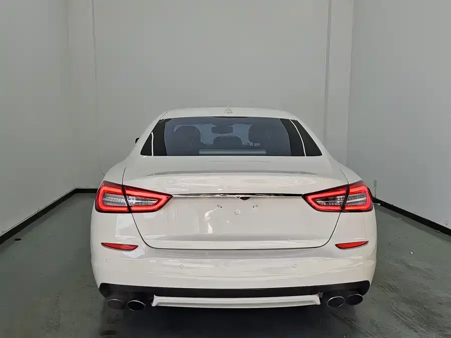 Maserati President