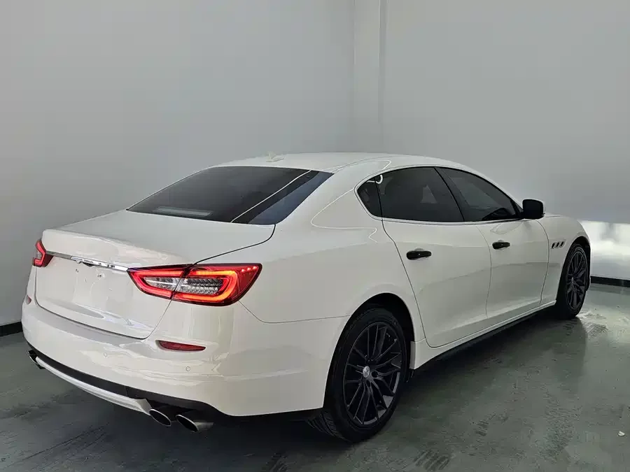 Maserati President