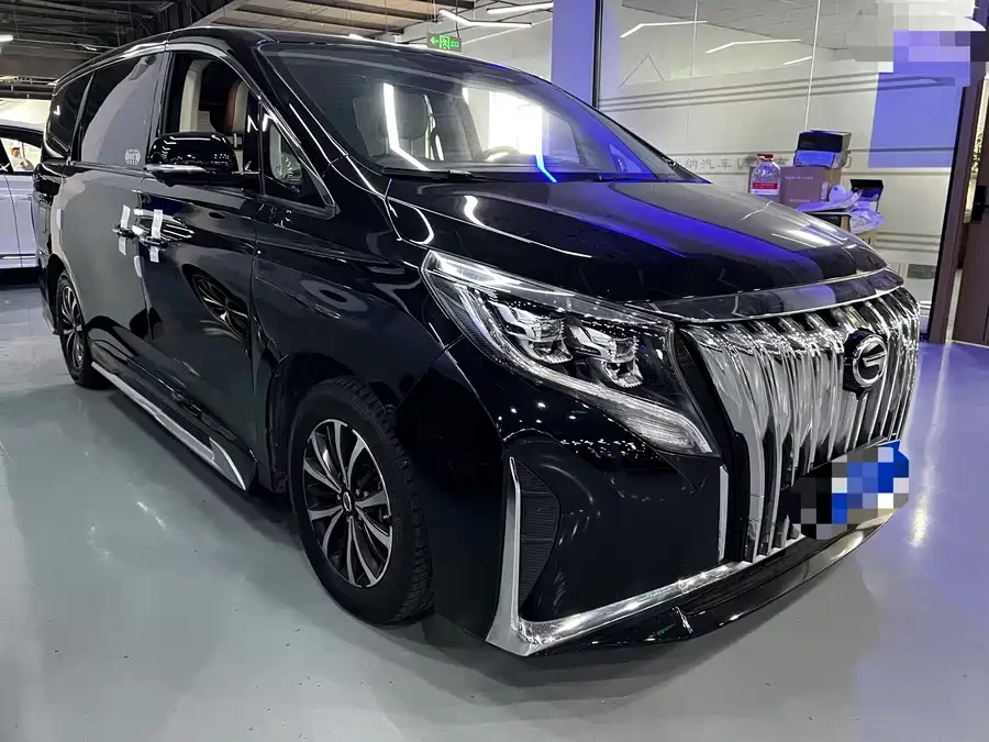 GAC Trumpchi M8