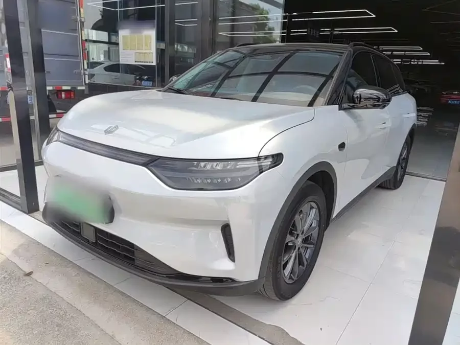 Leapmotor C11