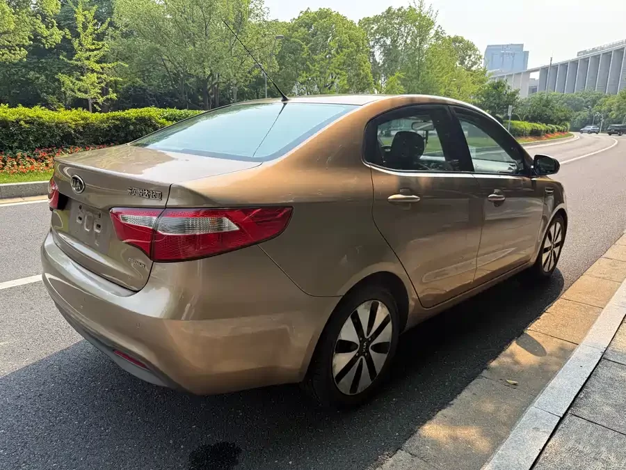 Kia K2
