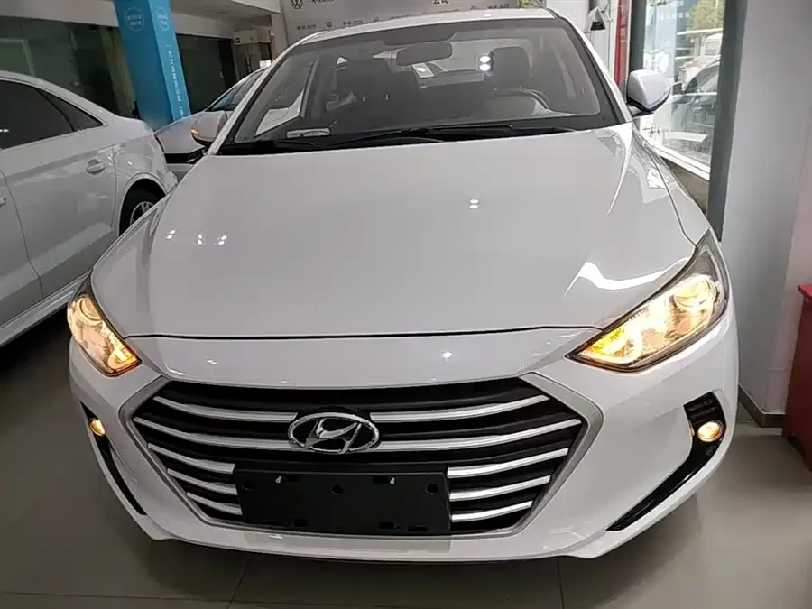 Hyundai elantra