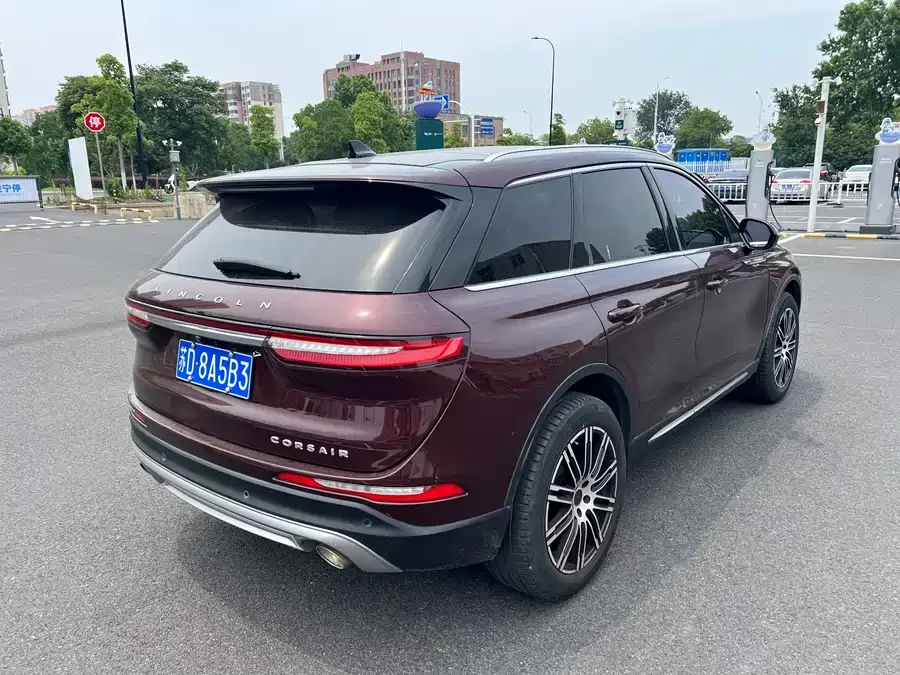 Lincoln Adventurer
