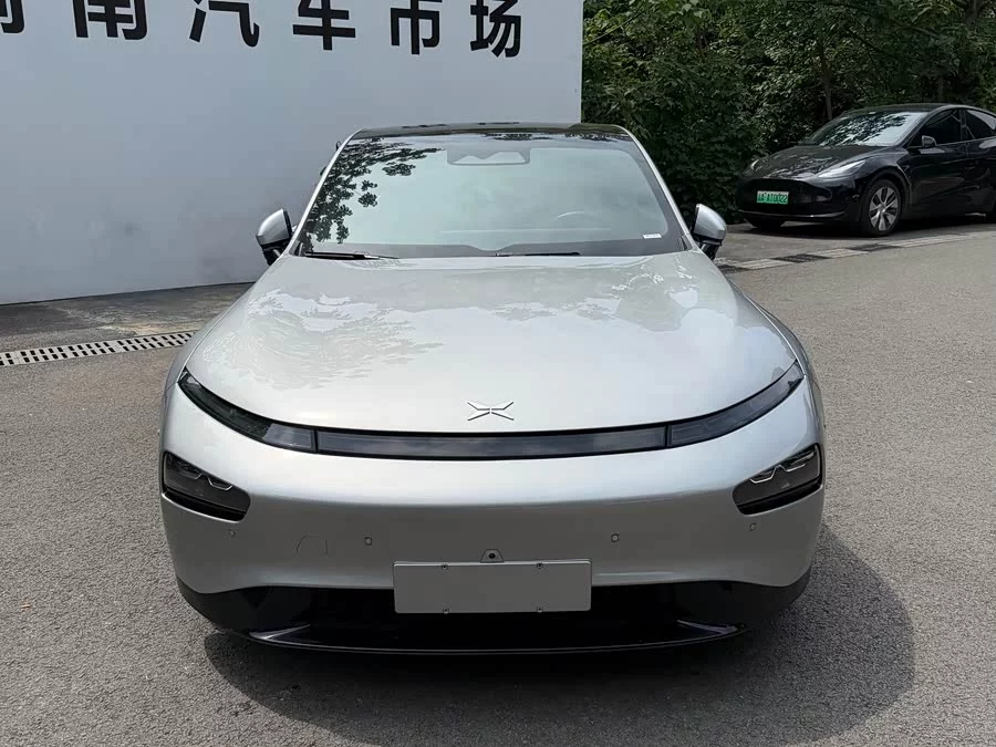 Xpeng P7