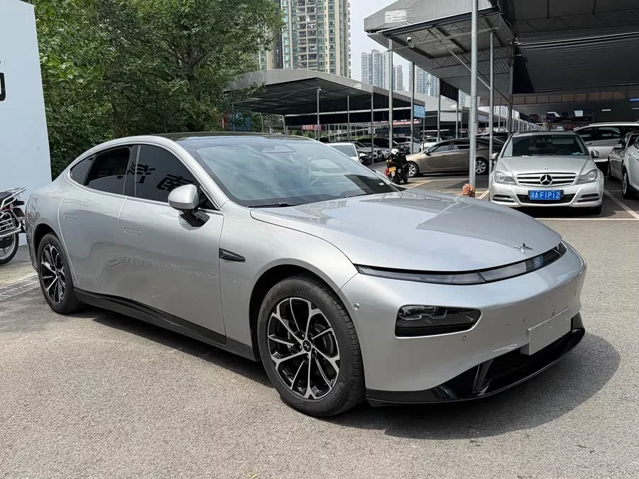 Xpeng P7