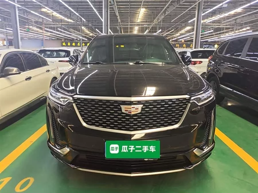 Cadillac XT6