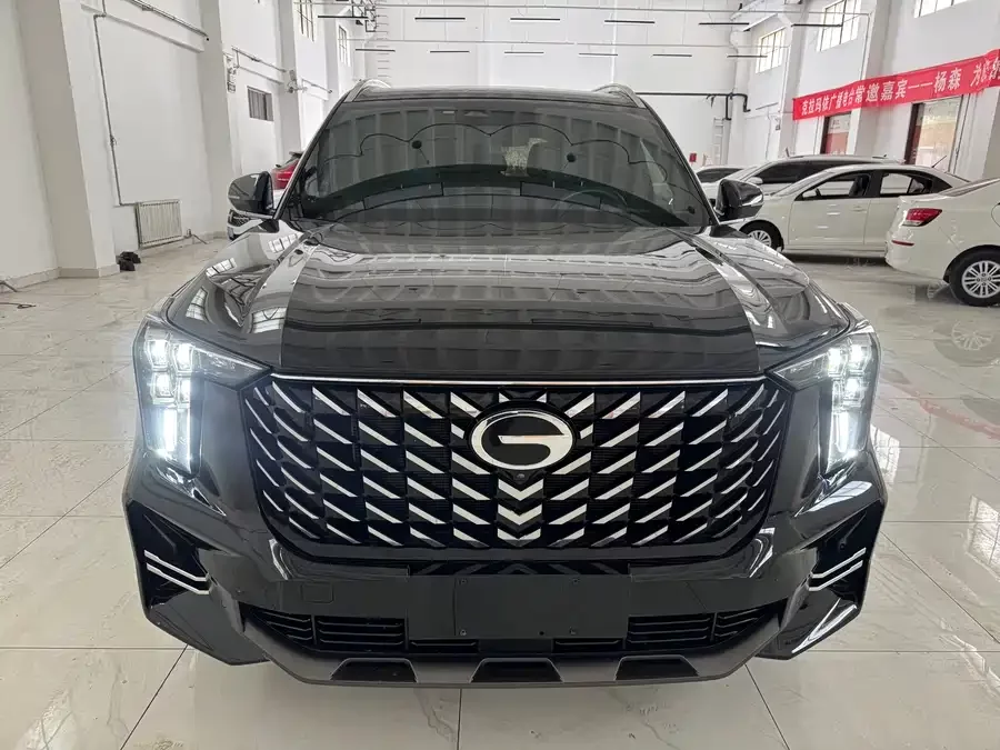 GAC Trumpchi GS8