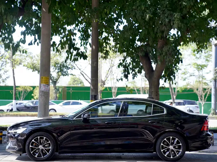 Volvo S60