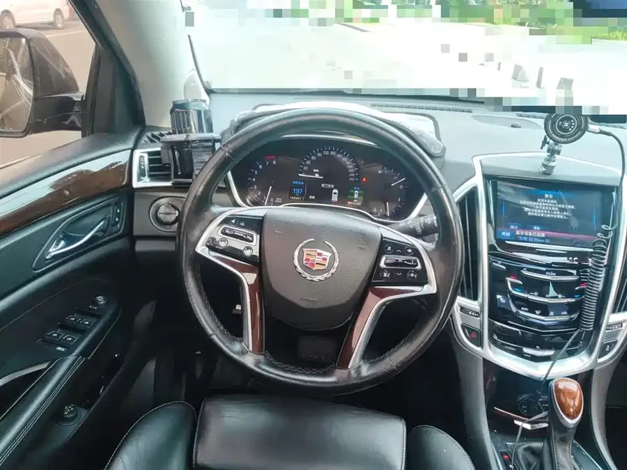 Cadillac SRX
