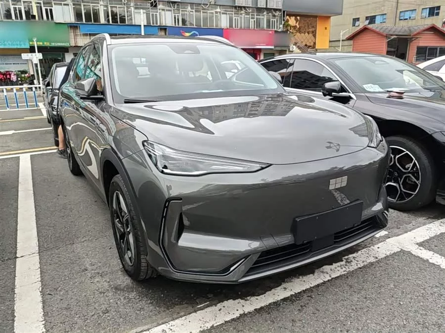 Geely Galaxy E5