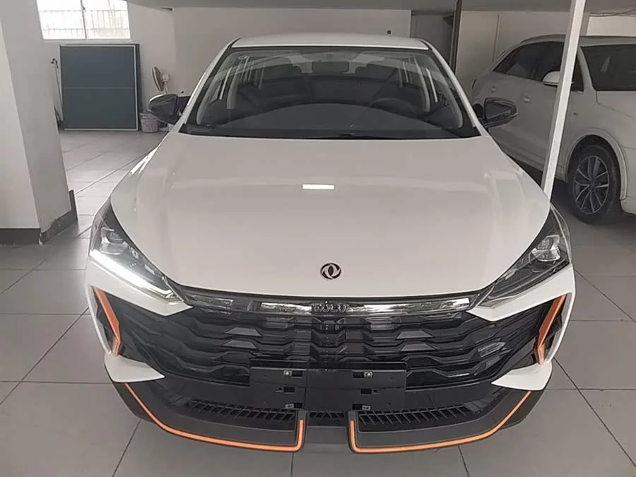 Dongfeng Yixuan