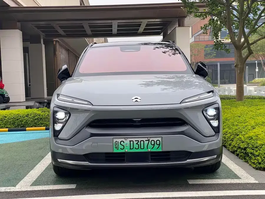 NIO ES6