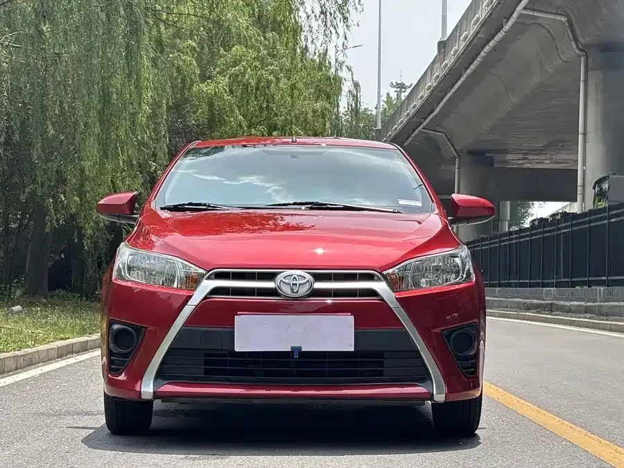 Toyota YARiS L