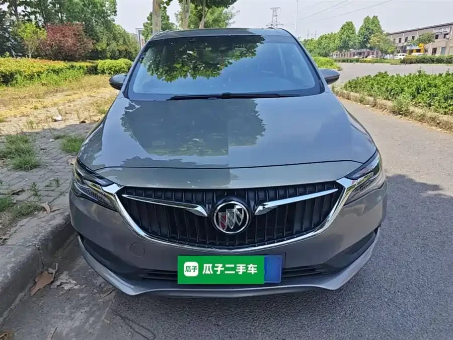 Buick GL6