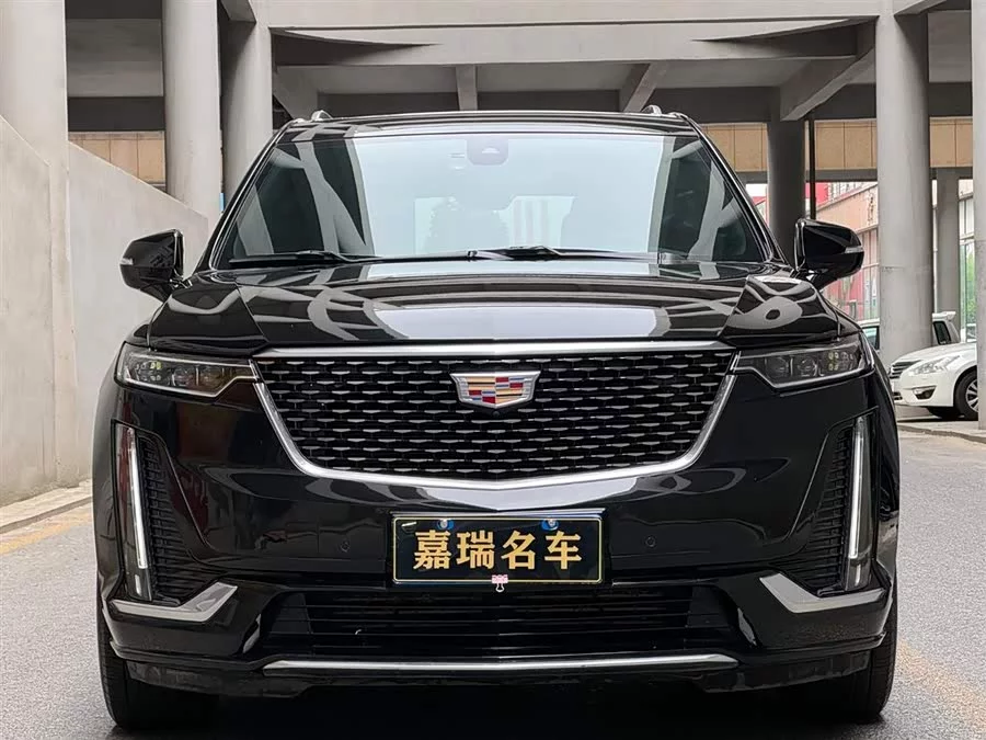 Cadillac XT6