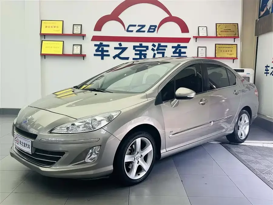 Peugeot 408