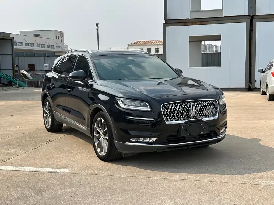 Lincoln Navigator