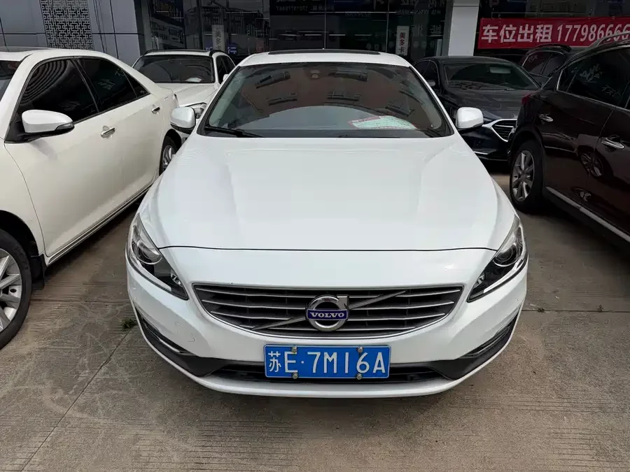 Volvo S60
