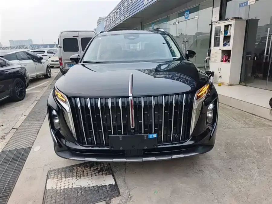 Hongqi HS7 PHEV