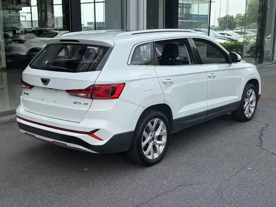 Jetta VS7
