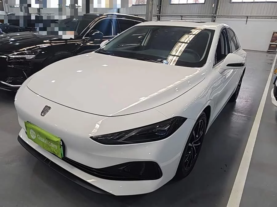 Roewe D7