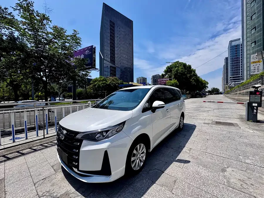 GAC Trumpchi M6