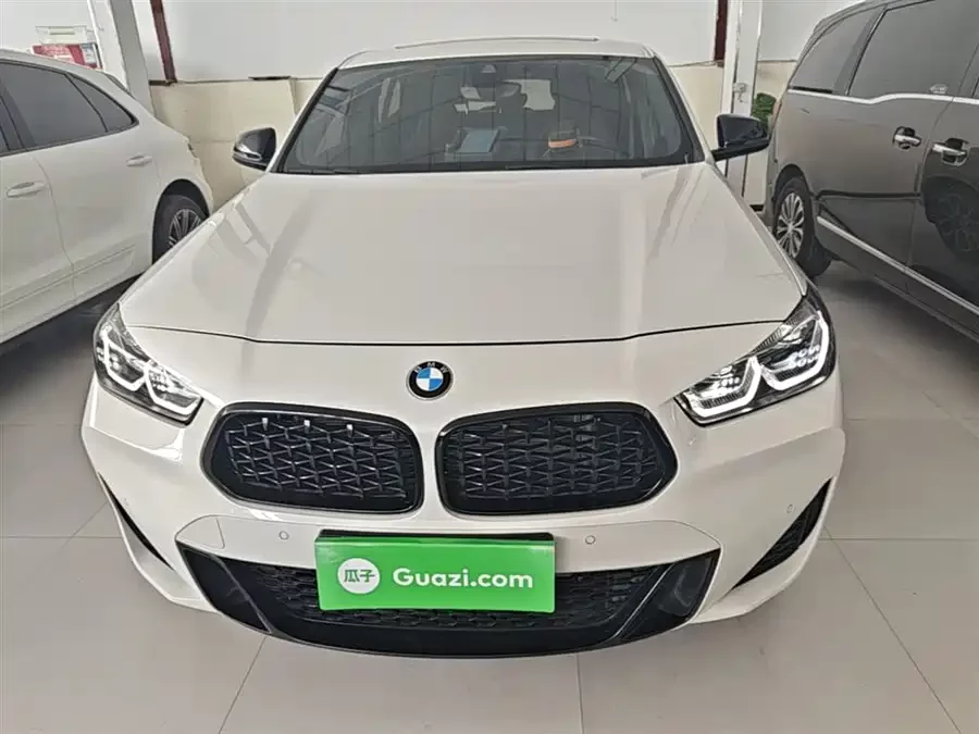 BMW X2