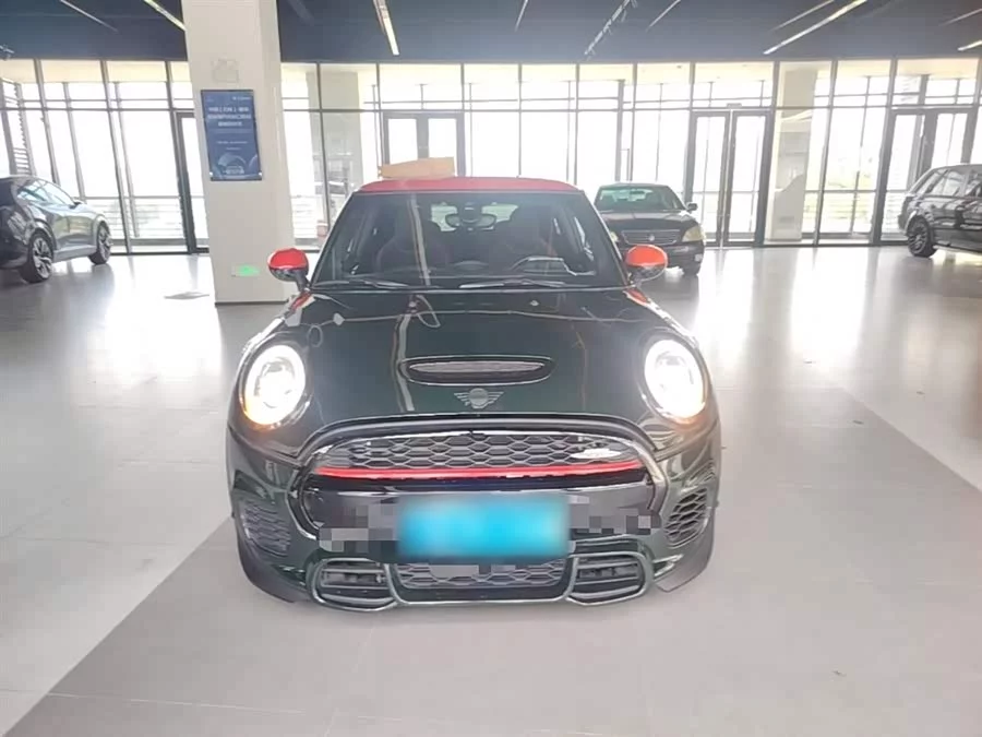 MINI JCW