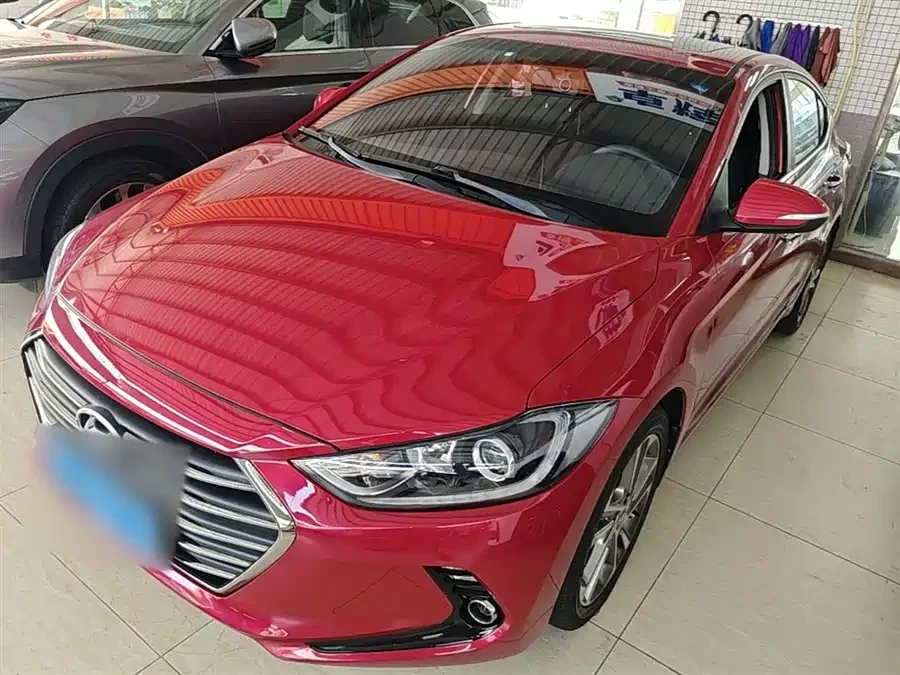 Hyundai elantra