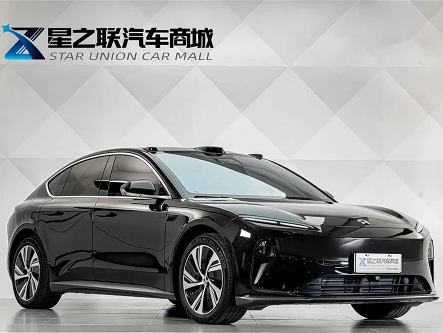 NIO ET5