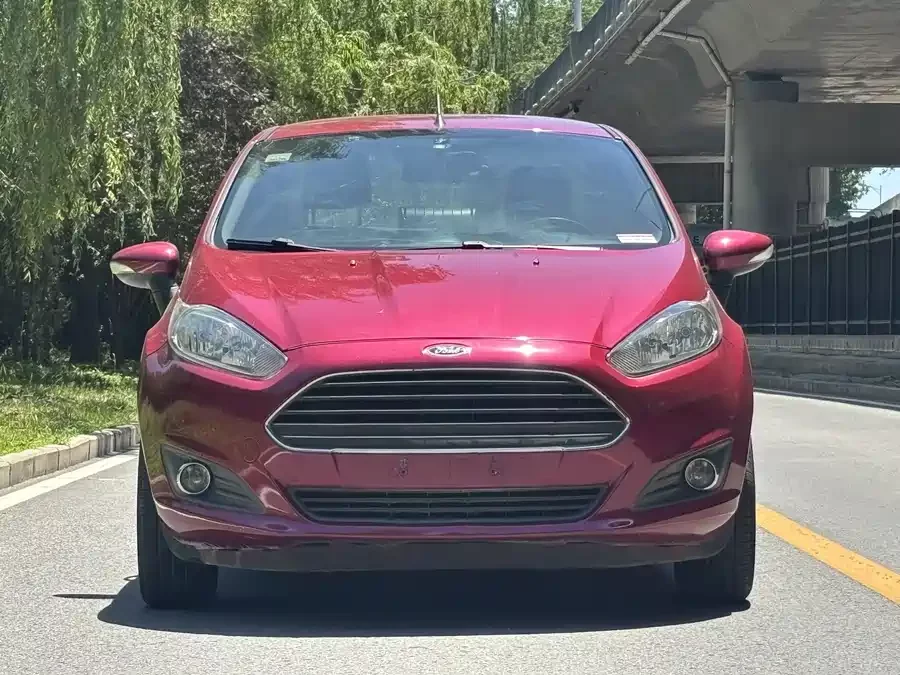 Ford Carnival