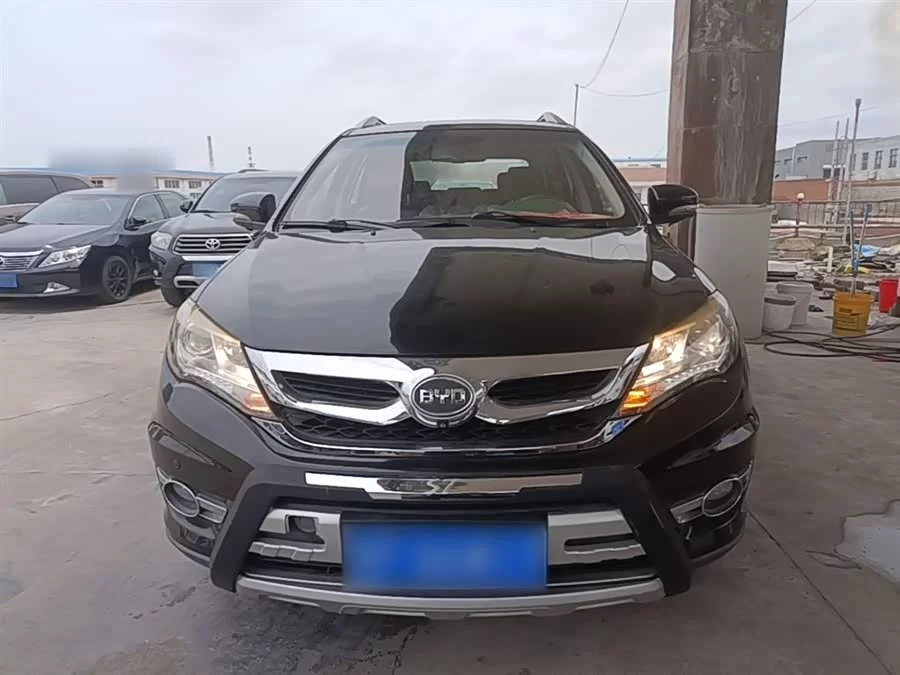 BYD S7