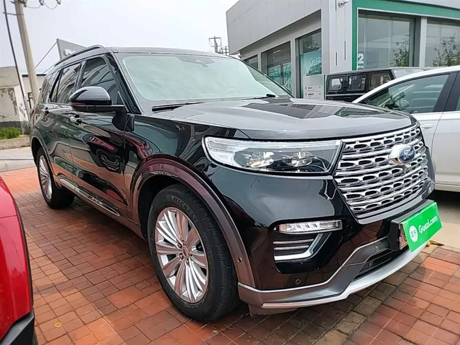 Ford Explorer