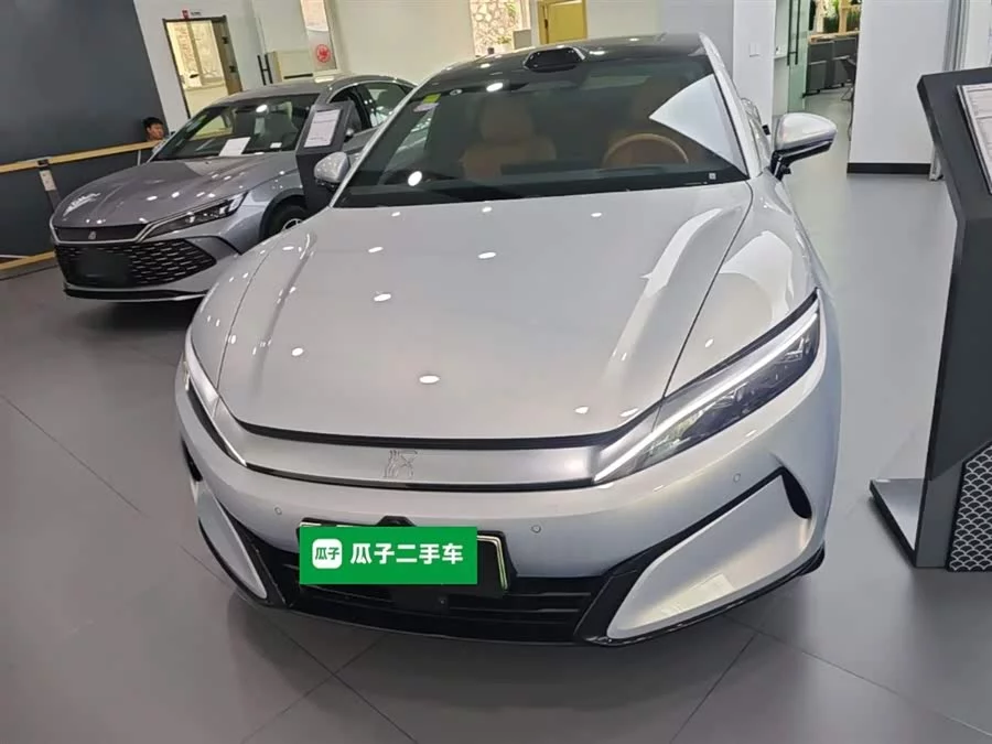 BYD Han L