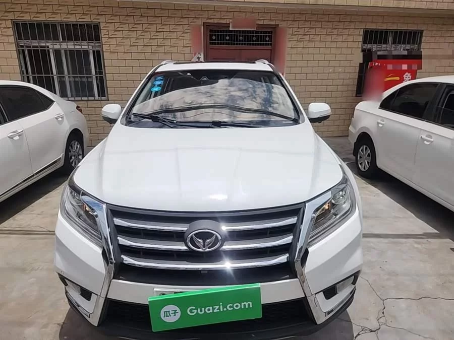 BAIC S6